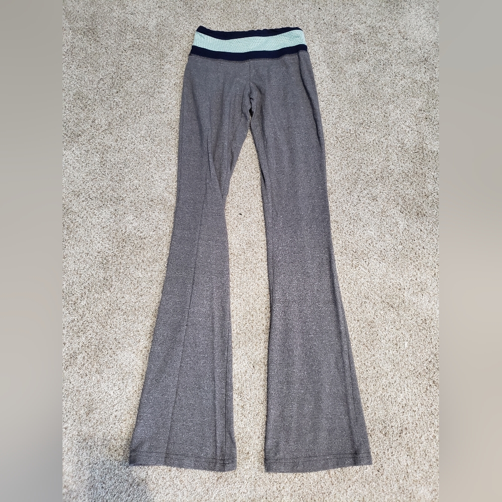 Grey SO yoga pants XS